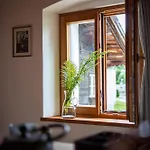 Premium Fuer 4 Personen Mit Grossem Garten *